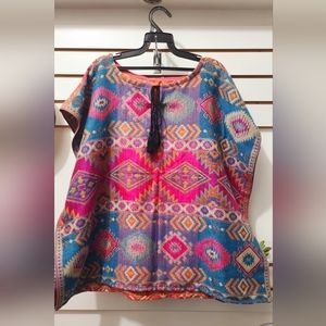 Beautiful blouse with Mexican details, one size  more colors available